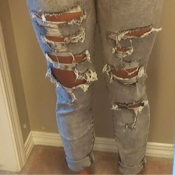 Grey colour refuge ripped jeans size 5/W27 from urban - Picture 1 of 5